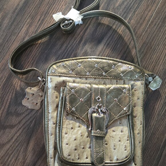 MC/MARK CHANTAL Faux Leather Ostrich Pattern Triple Compartment Crossbody NWOT - Picture 3 of 12